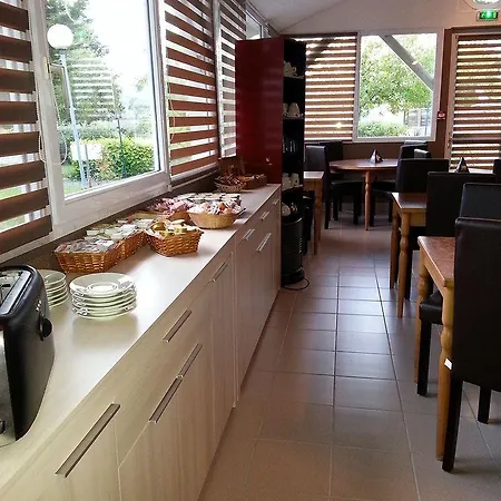 Rinascitel Hotel Larmor-Plage